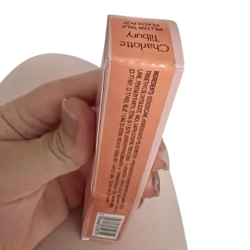Charlotte Tilbury Matte Beauty Blush Wand Pillow Talk Liquid Blush in Peach Pop
